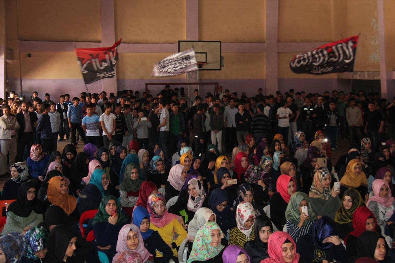 İmam hatiplilerden Kutlu Doğum etkinliği İmam hatiplilerden Kutlu Doğum etkinliği